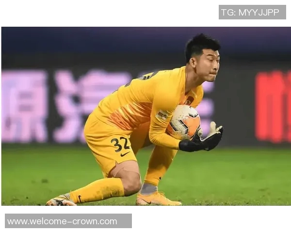 王大雷祝贺刘殿座入选国足新名单为梦想继续拼搏